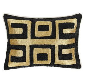 Radiant Oasis Dala Black and Gold Rectangular Accent Pillow