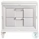Charlotte White Upholstered Platform Bedroom Set With Storage Footboard