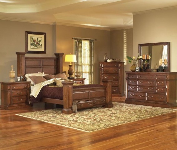 Torreon Antique Pine Poster Storage Bedroom Set from ...