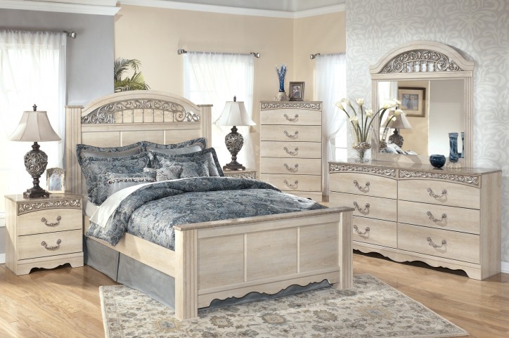 Catalina Poster Bedroom Set from Ashley Furniture ...