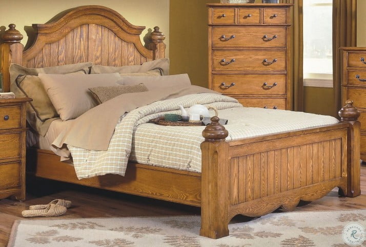 Hailey Toffee Poster Bedroom Set from New Classic | HomeGalleryStore