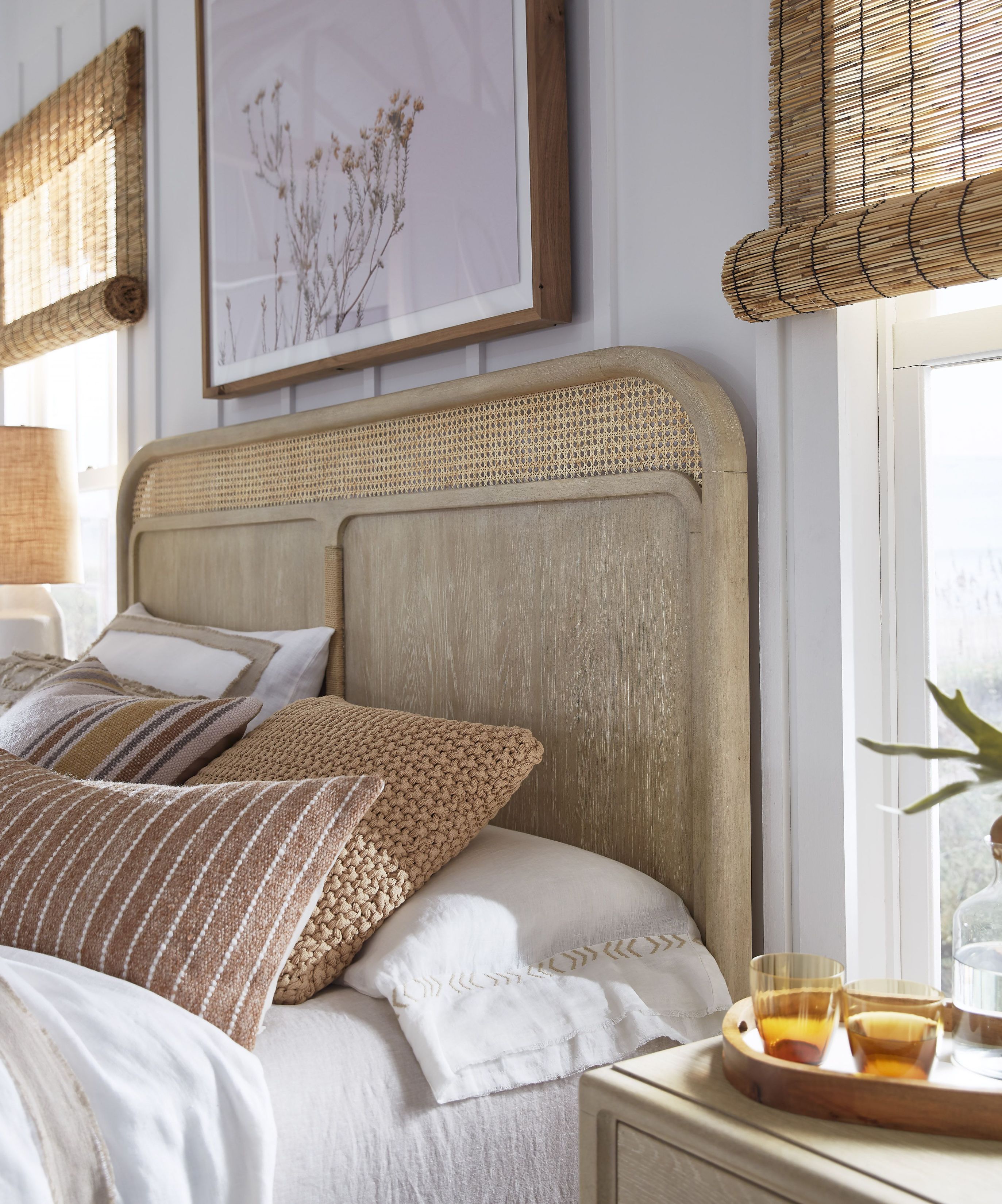 Sunset Cove Sanibel Brown Queen Panel Bed From Magnussen Home