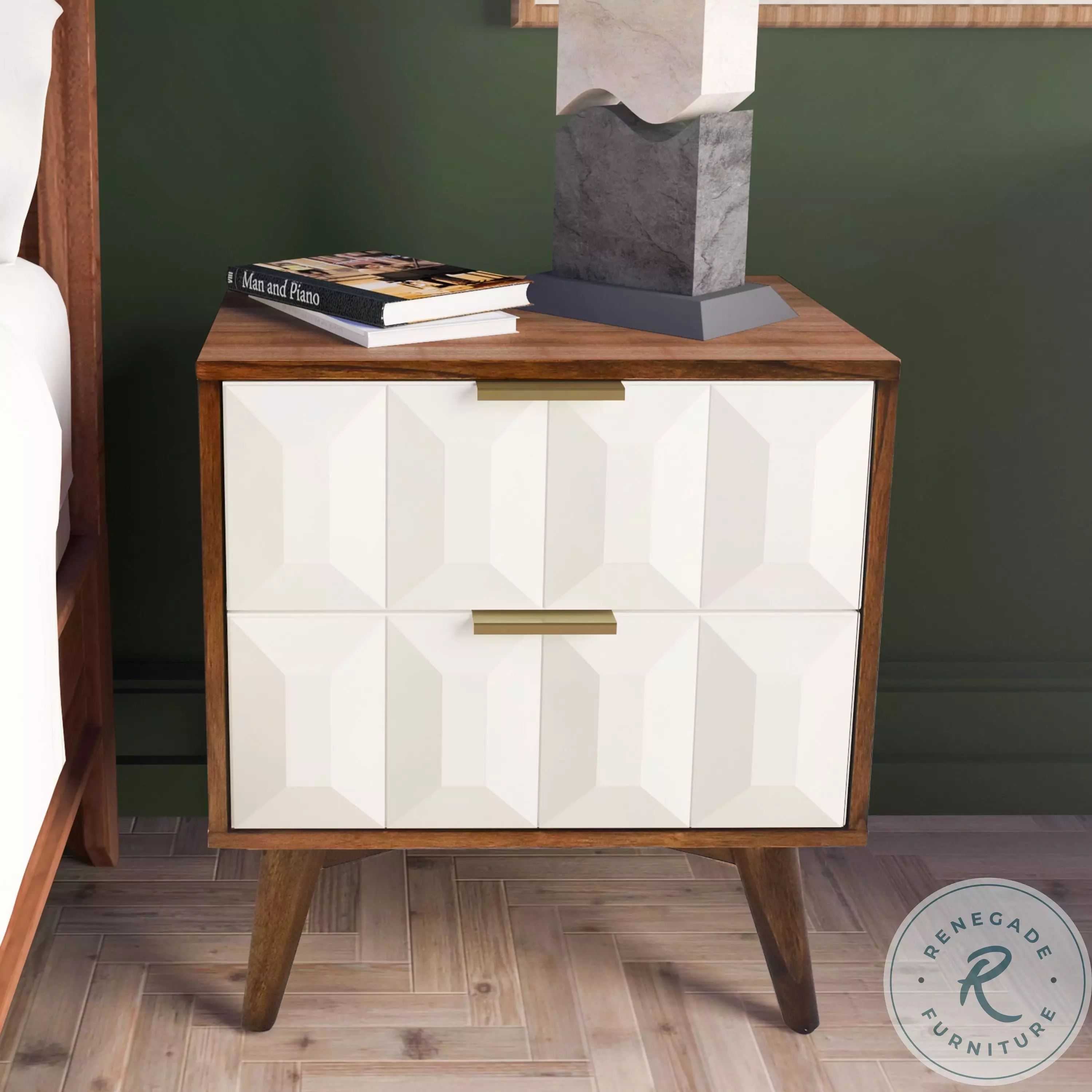 ノーバイト ギルダブル 美品 ローカル ボッコム ニンナ アブディール チェスト Ginny Burnished Walnut Nightstand from Steve Silver | Coleman