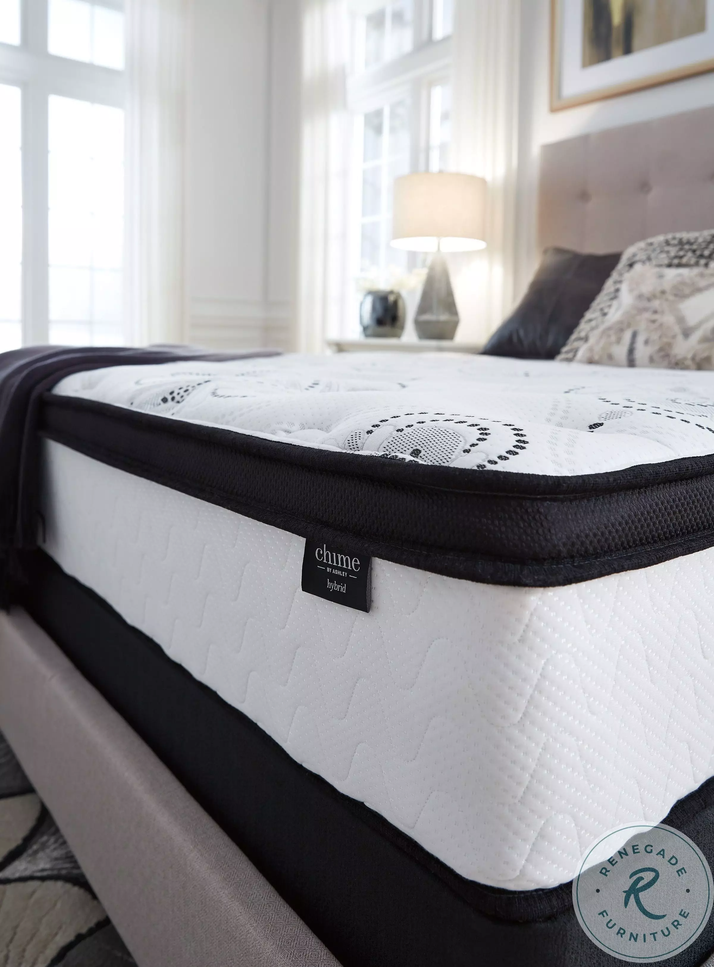 mumei　新品同様　ULTRASONE SIGNATURE MASTER 進化のキモは“赤いパーツ” ウルトラゾーン新生Signatureをプロの音楽家