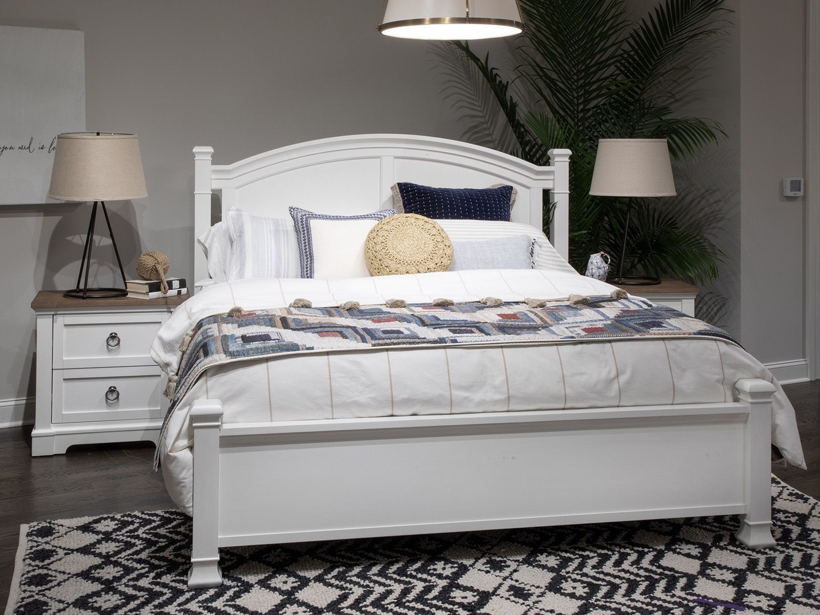 Kingston Whisper White and Cerused Nutmeg Queen Panel Bedroom Set