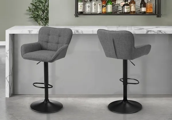 233 Swivel Bar Stool