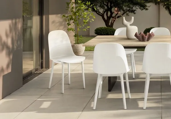 collection 401 Outdoor Dining Chair