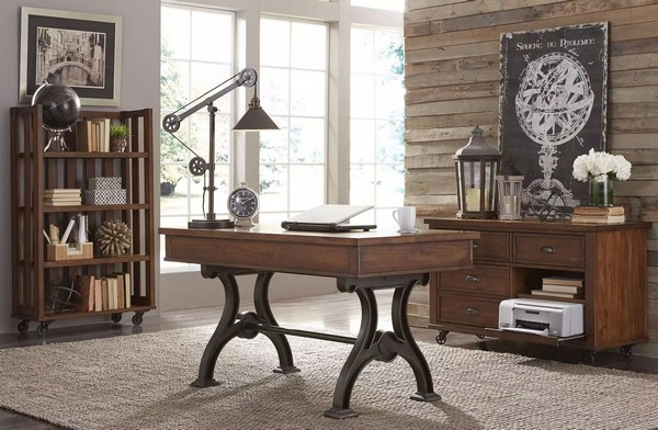 collection Briarwood House